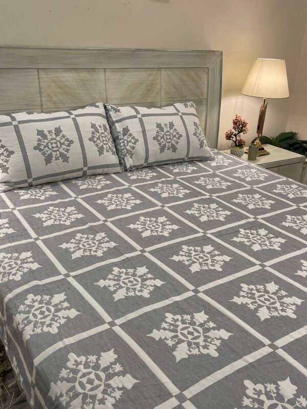 Snowflake Matelassé